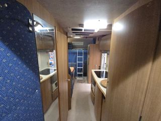 Mercedes-Benz RIMOR 727 TC Garaje grande