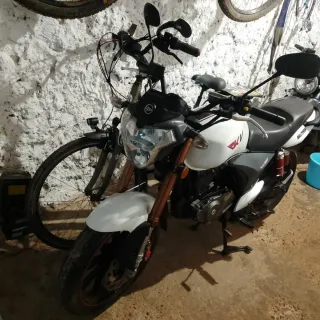 Moto 125 Keeway RKV
