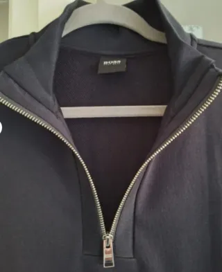 Sudadera chico negra con cremallera