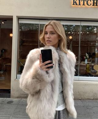 Abrigo invierno mujer cuello alto