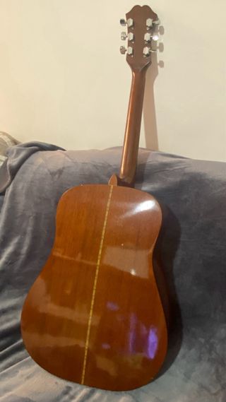 Guitarra Acústica Epiphone by Gibson