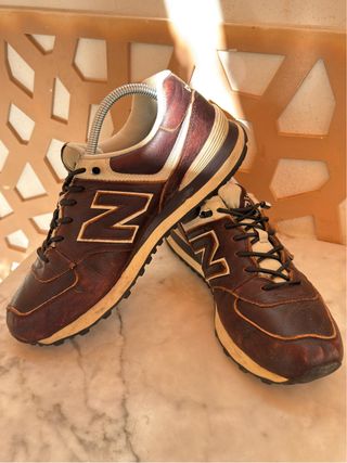 Zapatillas New Balance Marrones y Beige
