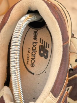 Zapatillas New Balance Marrones y Beige