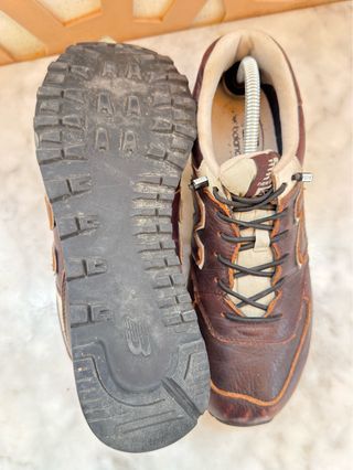 Zapatillas New Balance Marrones y Beige