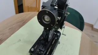 Proyector Pathé Baby 9,5mm