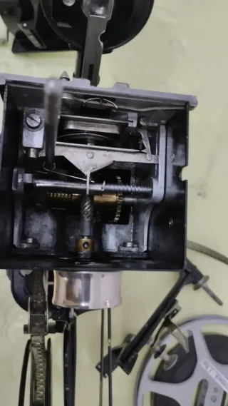 Proyector Pathé Baby 9,5mm