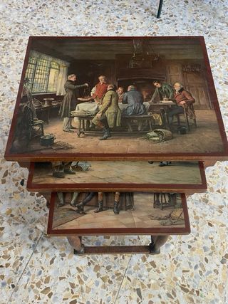 Lote 3 mesas auxiliares siglo XIX