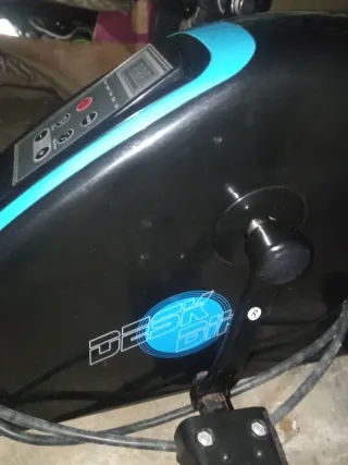 Cascos infantiles y pedales gimnasia