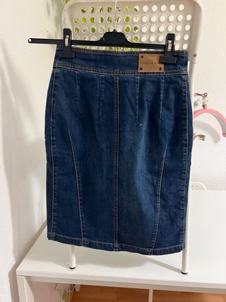 Falda vaquera Bimba y Lola cremallera