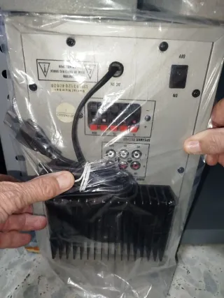 Equipo de sonido AIRIS 2.1