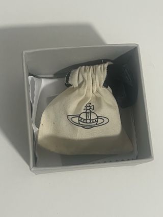 Collar Vivienne Westwood Orb Perlas Doradas