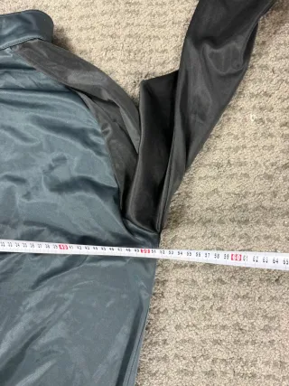 ¡¡OFERTA!! Talla M Chaqueta Joma Negra y Gris