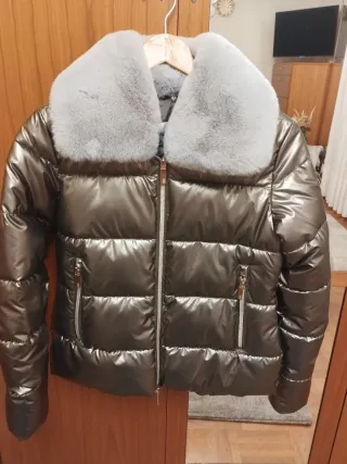 Plumífero BiB dorado y gris