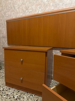Pack 2 mesitas y cabecero madera