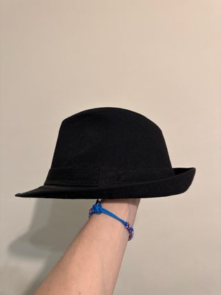 2 Cappelli neri a righe