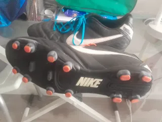 Botas de fútbol Nike Tiempo