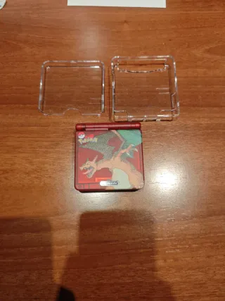 Nintendo Game Boy Advance SP Roja Charizard