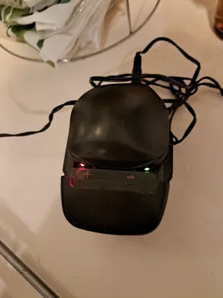 Taladro a batería 12V con brocas