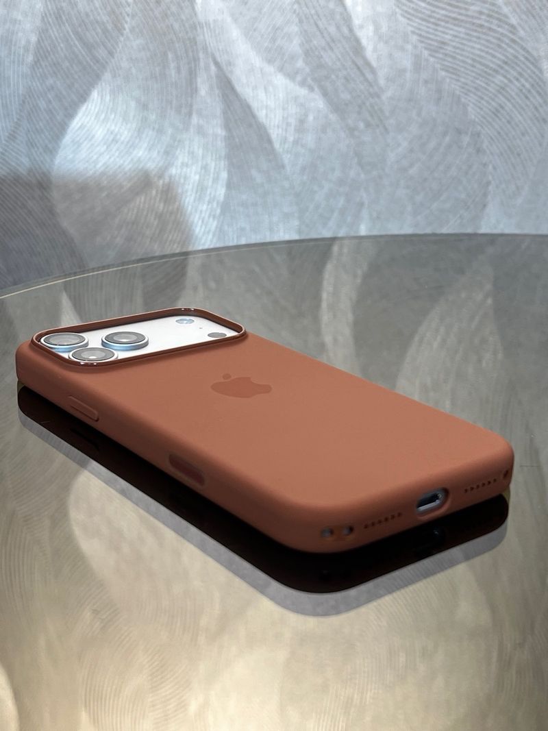 Funda iPhone 17 Pro/Pro Max Silicona color Siena. afbeelding 3