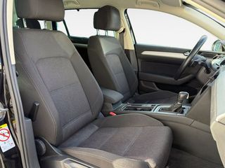Volkswagen Passat Advance BMT