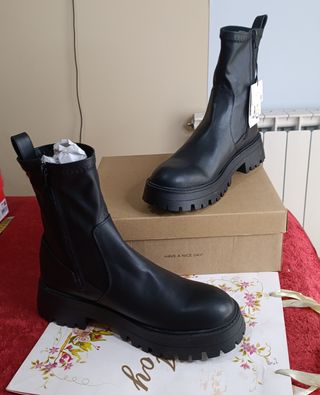 Botines negros talla 41 nuevos
