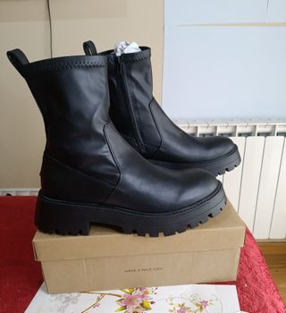 Botines negros talla 41 nuevos