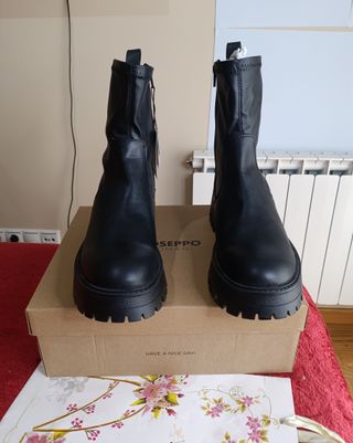 Botines negros talla 41 nuevos