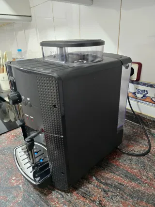 Cafetera Krups Roma Superautomática Negra