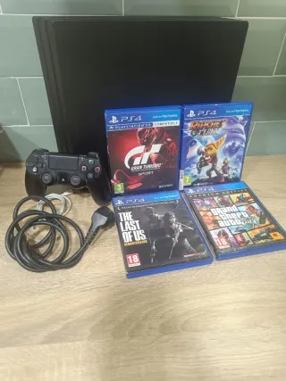 PS4 Pro 1TB Negra + Mando + Juegos