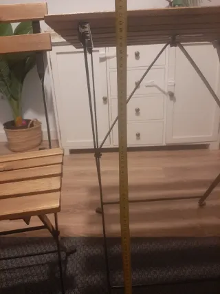 Mesa y 2 Sillas Plegables Madera