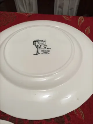 Pareja Platos Johnson Bros Escena Rural