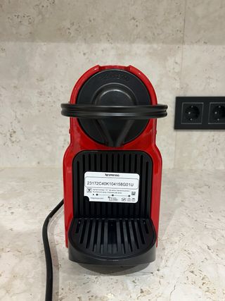 Cafetera Nespresso Krups Inissia Negra
