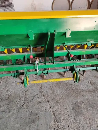 Sembradora Agrícola Gil SXF 22