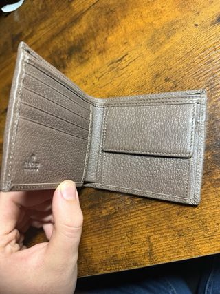 Portafoglio Gucci monogramma e strisce