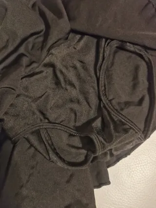 Falda patinaje lycra con mucho vuelo para niña