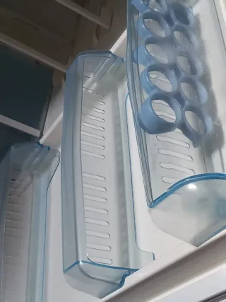 Nevera Beko casi nueva