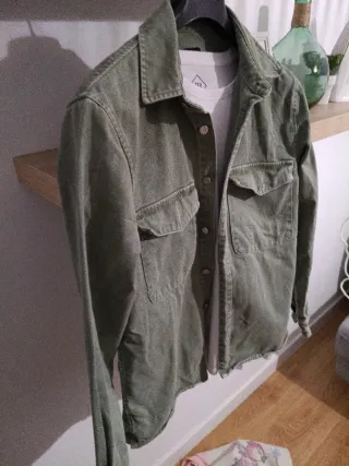 Sobrecamisa Zara verde