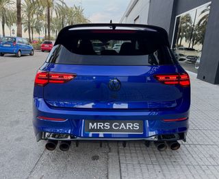 Volkswagen Golf R AKRAPOVIC