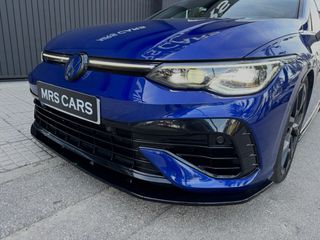 Volkswagen Golf R AKRAPOVIC