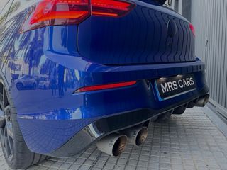 Volkswagen Golf R AKRAPOVIC
