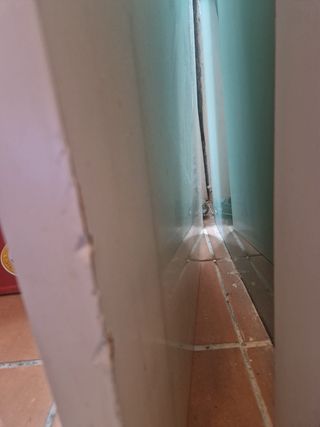 Puerta corredera blanca interior usada