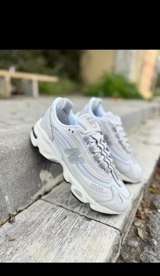 New Balance 1000 Plata/Blanco