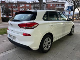 184€/Mes Hyundai i30 1.0TGDi 120cv 5 puertas  2017