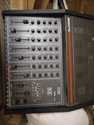 Mesa de mezclas 250W