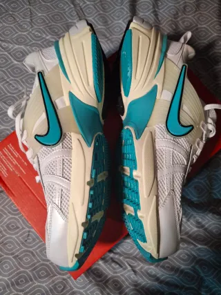 W Nike V2K Run Talla 45 Nuevas a estrenar Unisex