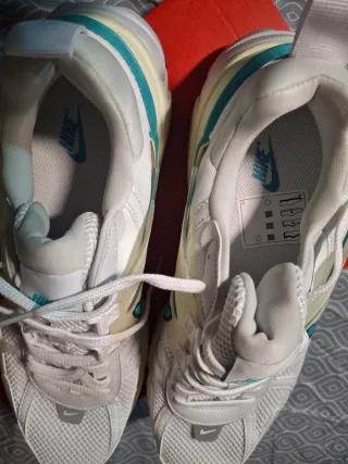 W Nike V2K Run Talla 45 Nuevas a estrenar Unisex