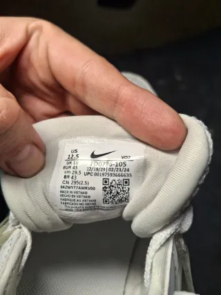 W Nike V2K Run Talla 45 Nuevas a estrenar Unisex