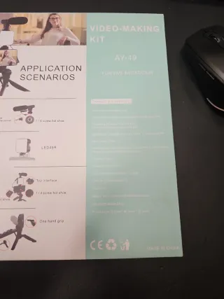 Kit Video AY-49 con Micrófono y Luz