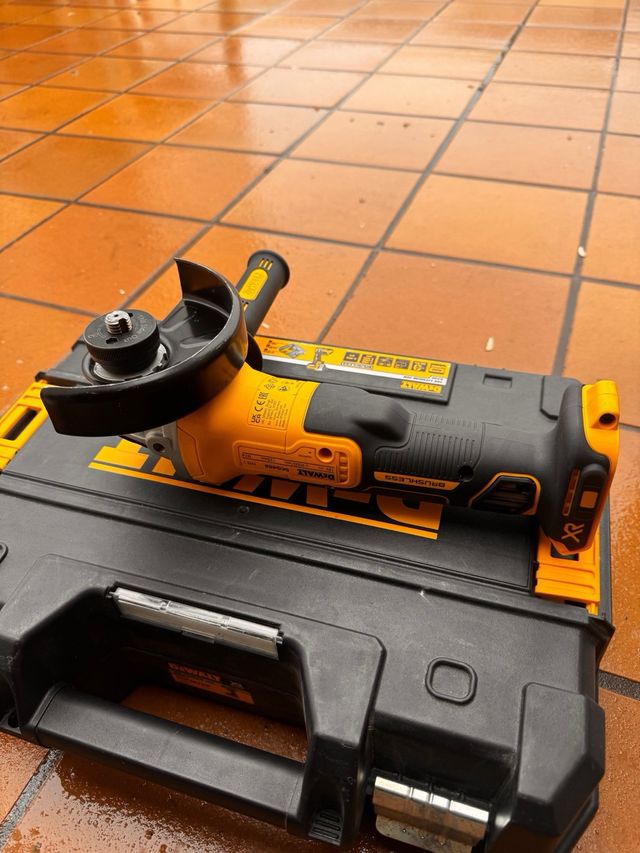 Amoladora Angular DeWalt DCG405 XR