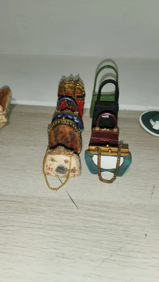 Lote miniaturas zapatos bolsos sombreros vintage
